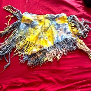 Cut up splashed designed shorts size small